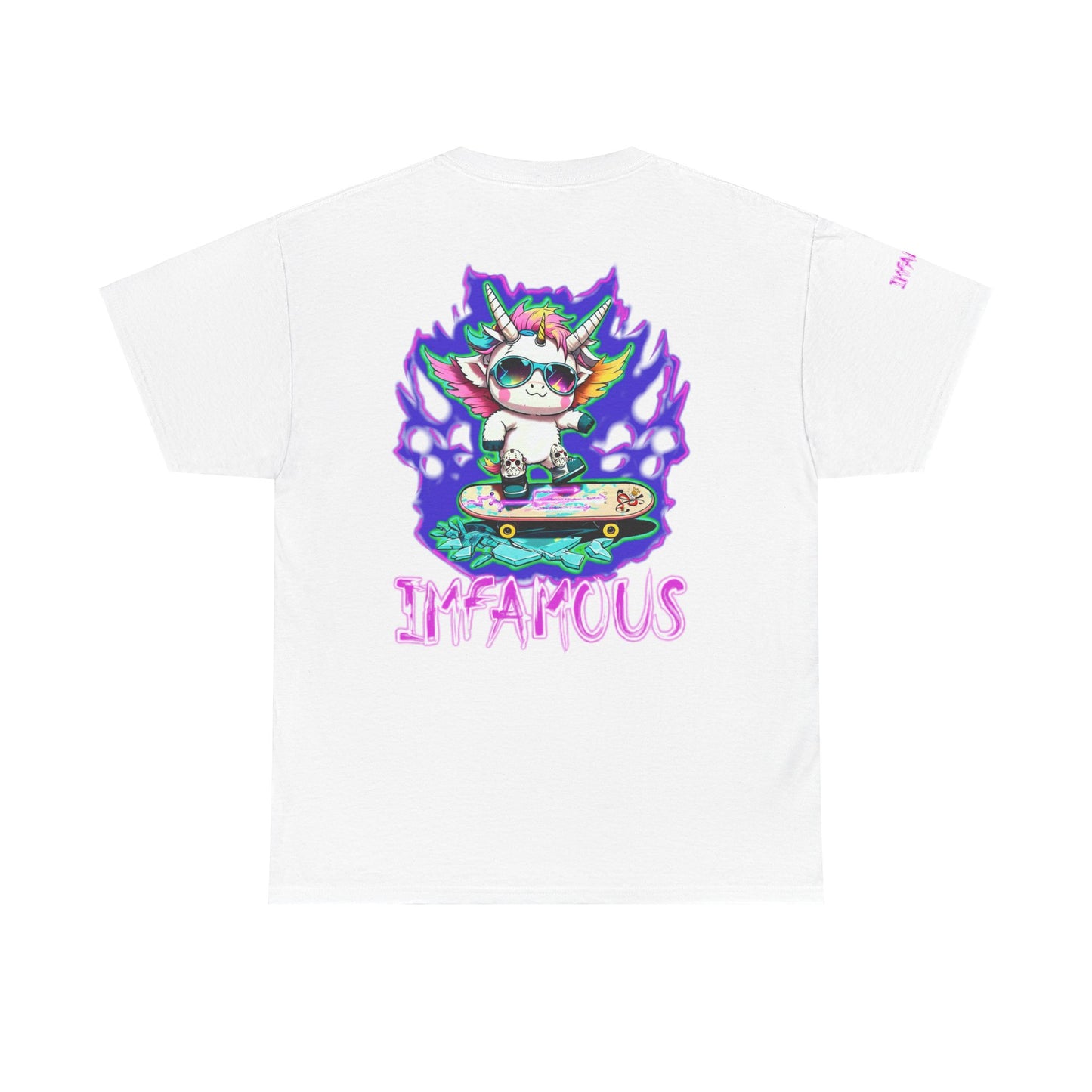 Camiseta gráfica premium: Imfamous Unicorn Breaking The Glass Design #2 (Diseño n.° 2 del famoso unicornio rompiendo el cristal)