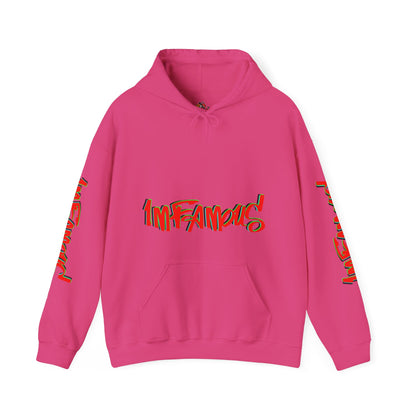 带有 Imfamous 品牌徽标的连帽运动衫